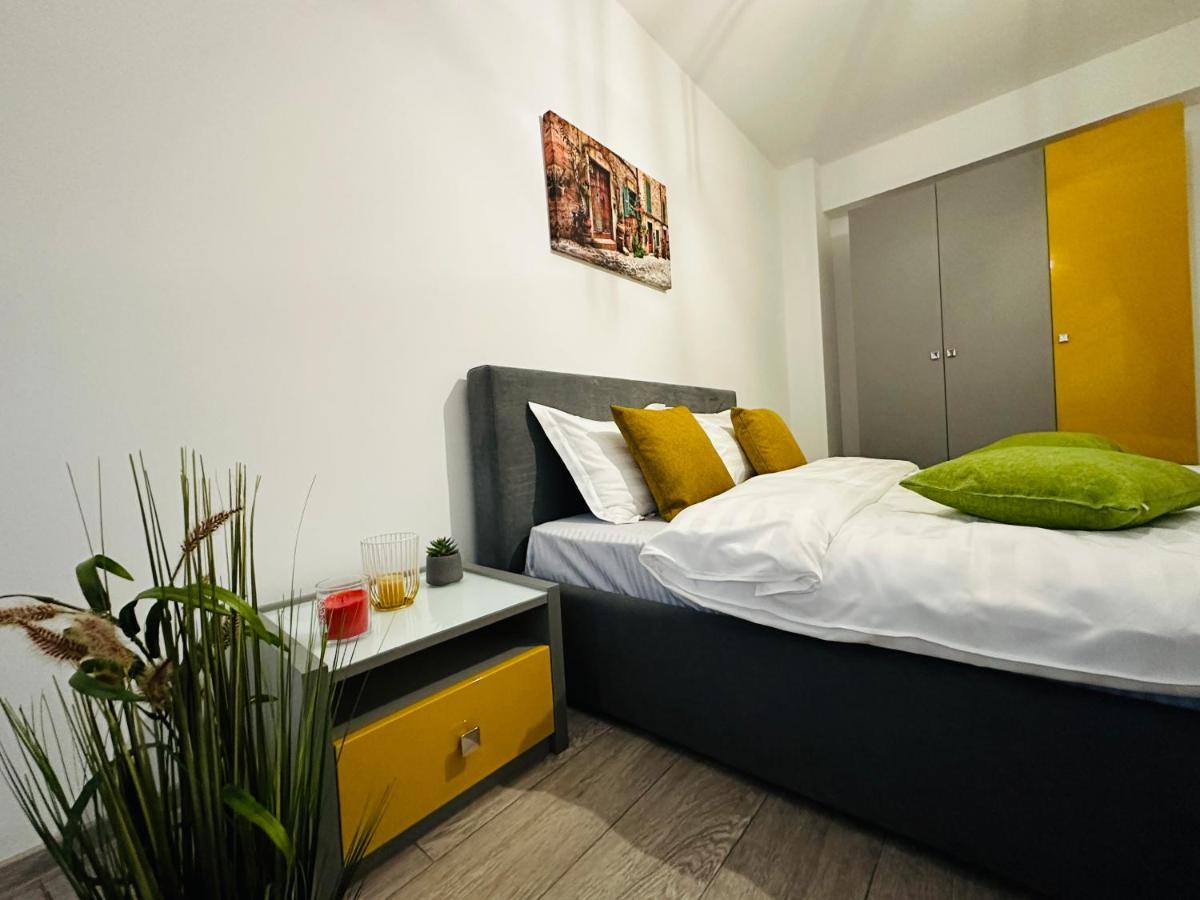 Make Yourself At Home Iasi Bagian luar foto